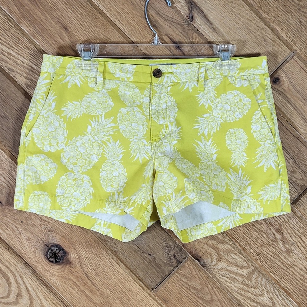 Old Navy Chino Shorts Women 8 Pineapple Print Tropical Summer Yellow